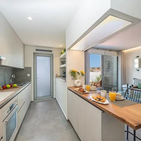 Nelia * ליקסורי