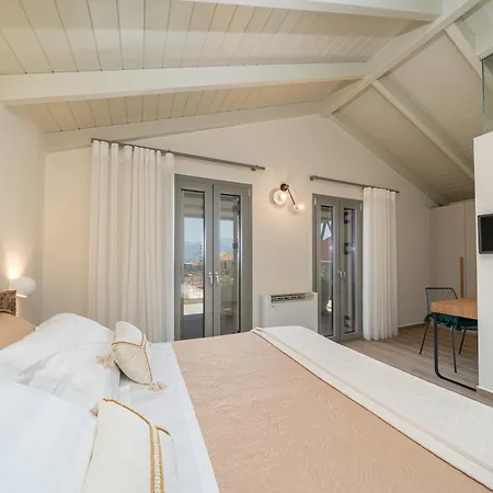 Nelia Apartamento Lixúri